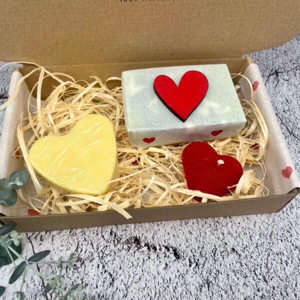 darilni paket za valentinovo